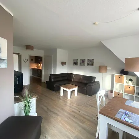 Ferienwohnung-husheer Apartment *
